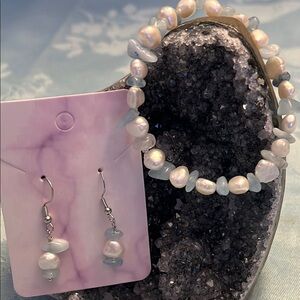Aquamarine & freshwater pearl bracelet earrings set.